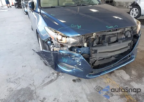 2018 Mazda Mazda3 Sport из США, поврежденный, VIN 3MZBN1U70JM225828